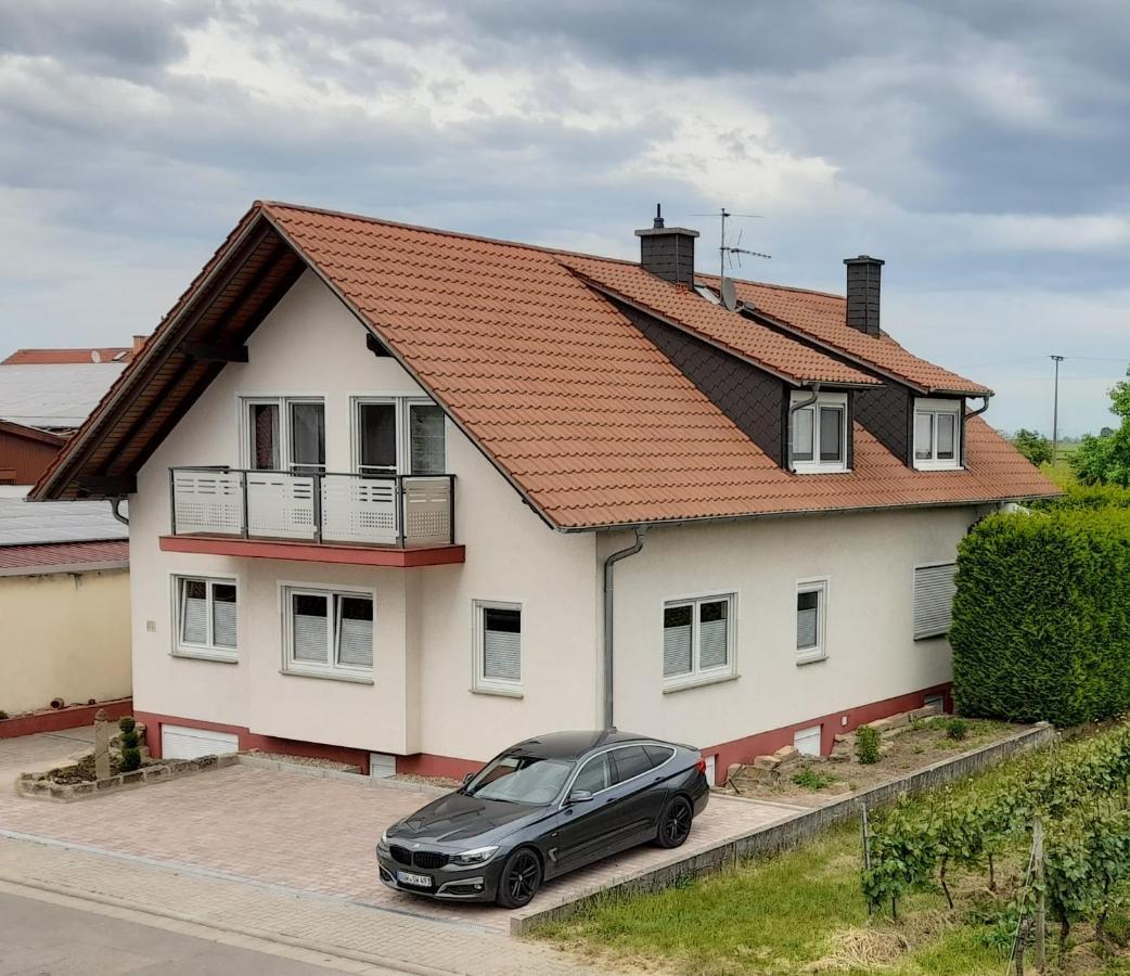 Ferienwohnung Am Schoosberg, Niederkirchen Bei Deidesheim Eksteriør bilde